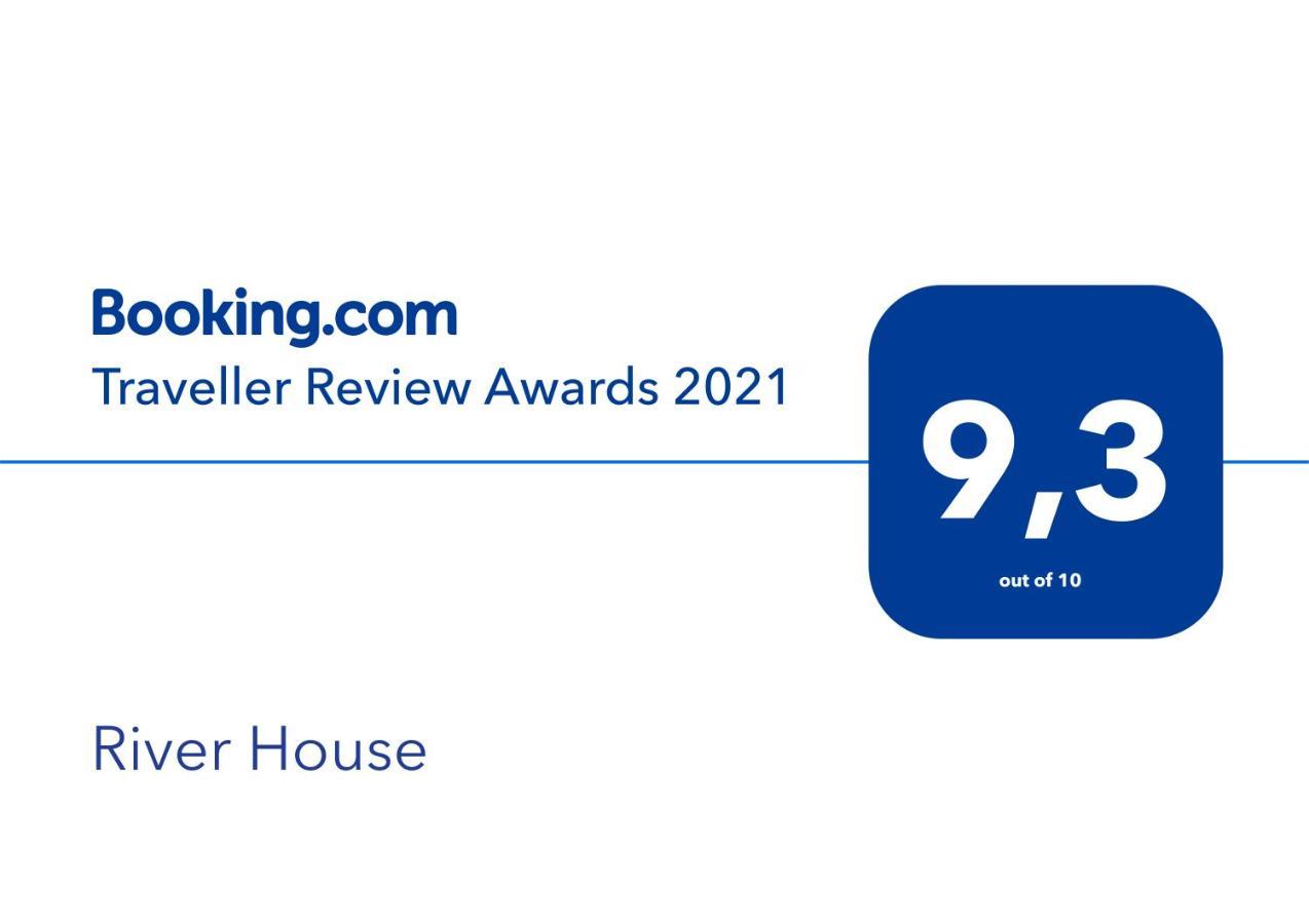 Готель River House อูมาน ภายนอก รูปภาพ