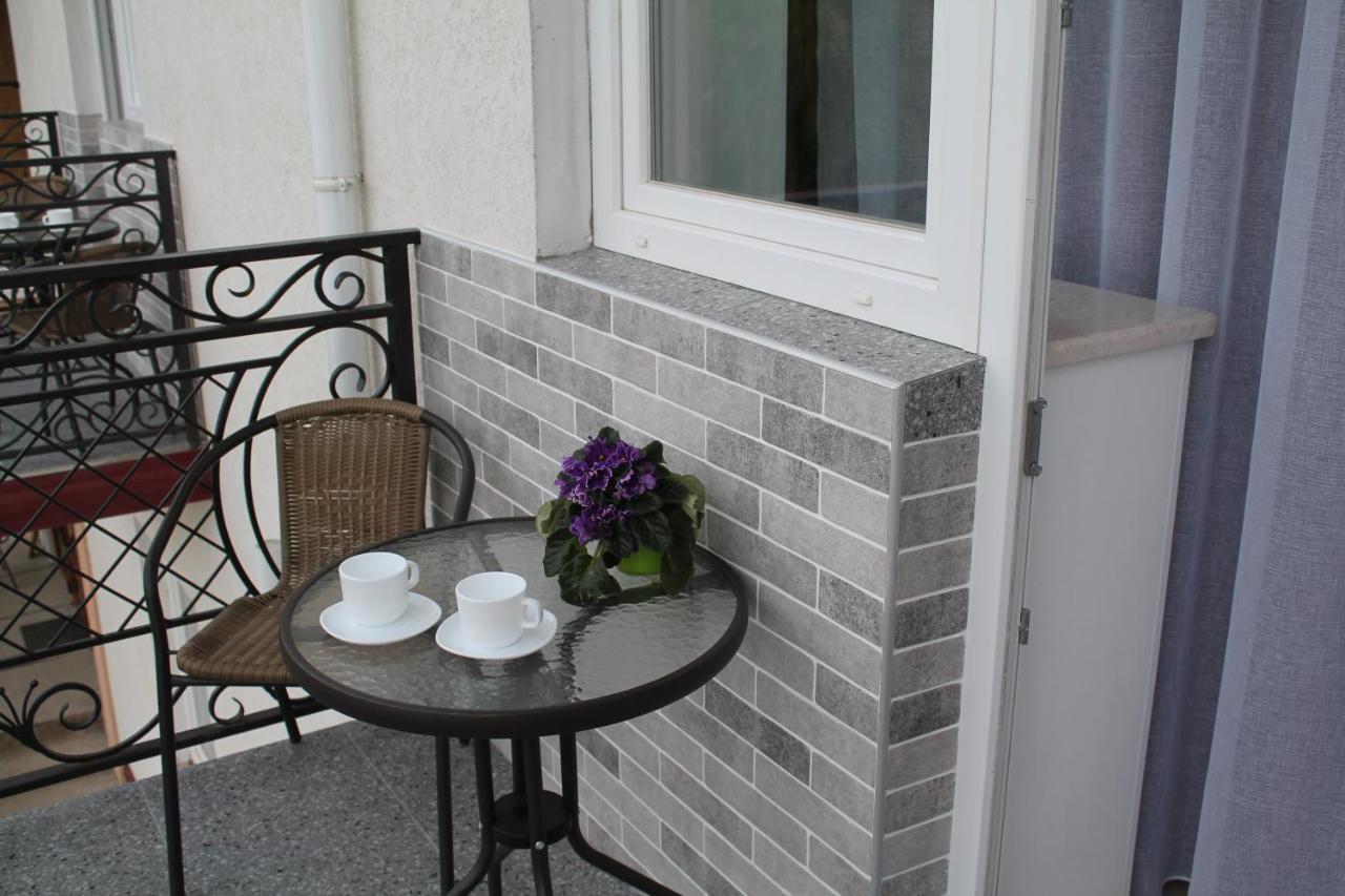 Готель River House อูมาน ภายนอก รูปภาพ