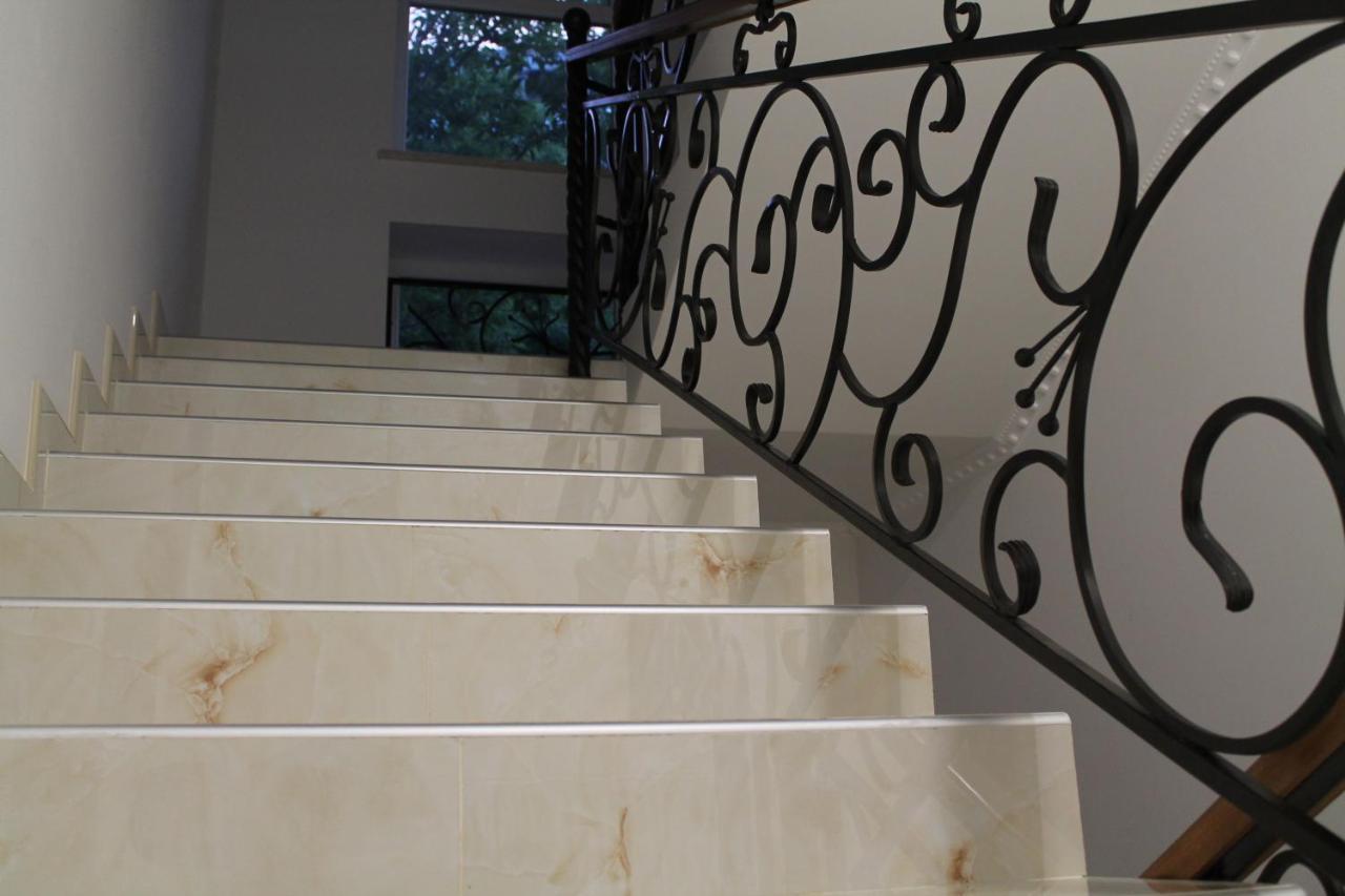Готель River House อูมาน ภายนอก รูปภาพ