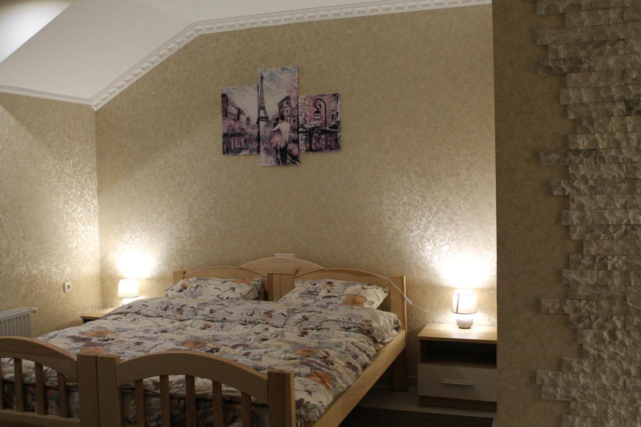 Готель River House อูมาน ภายนอก รูปภาพ